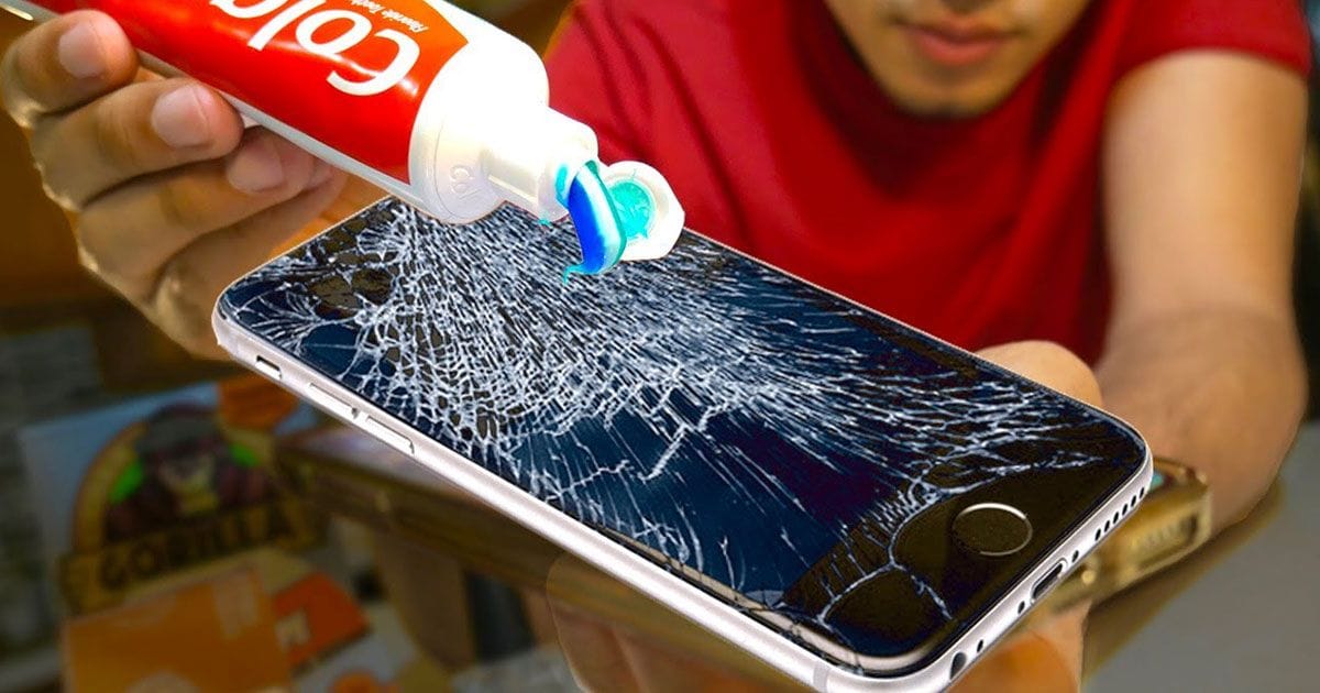 Crack වෙච්​ච smartphone screen එකකට toothpaste දැම්මොත් වෙන දේ Xiaomi සමාගම පහදා දෙ​යි