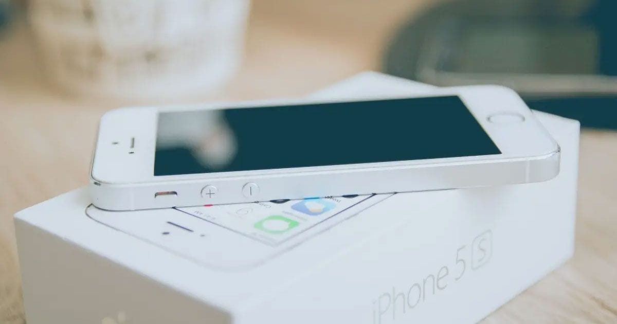 Apple සමාගම iPhone 5S දක්වා වූ පැරණි iPhone සියල්ලට නව Security Update එකක් ලබා දීමට කටයුතු කරයි
