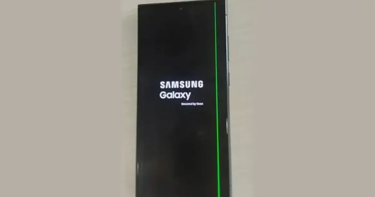 Samsung Galaxy S24 Ultra දුරකථන කිහිපයක Green Line Issue එකක් වාර්තා වෙයි