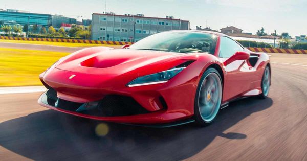 Ferrari පවුලේ අලුත්ම සාමාජිකයා - Ferrari F8 Tributo