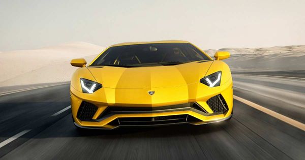 මෝටර් රථ ලොවේ කුළු හරකා - Lamborghini Aventador